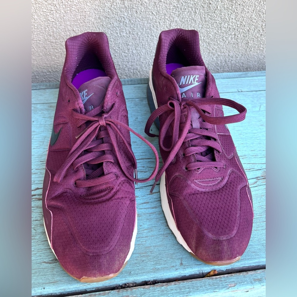 Nike Air Pegasus 92 Maroon Sneakers